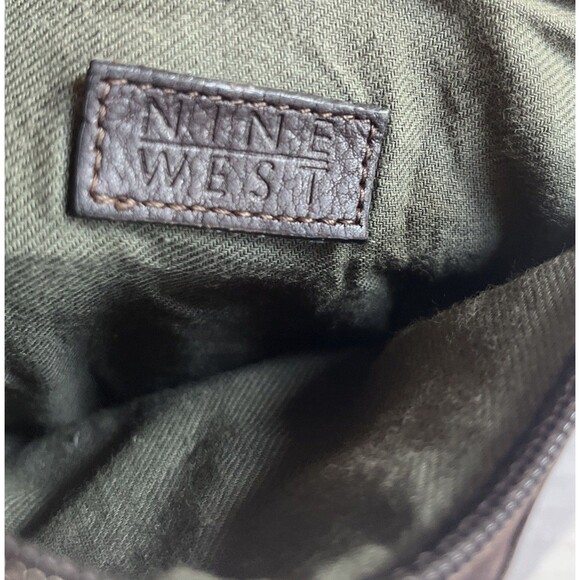 Vintage Nine West Crossbody Bag Unisex Brown Leather Slim Line Wide Strap - Picture 10 of 15